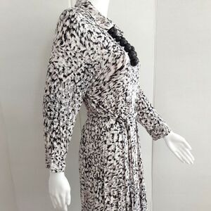 CAbi #822 ANIMAL PRINT JERSEY SHIRT DRESS SZ L (12)